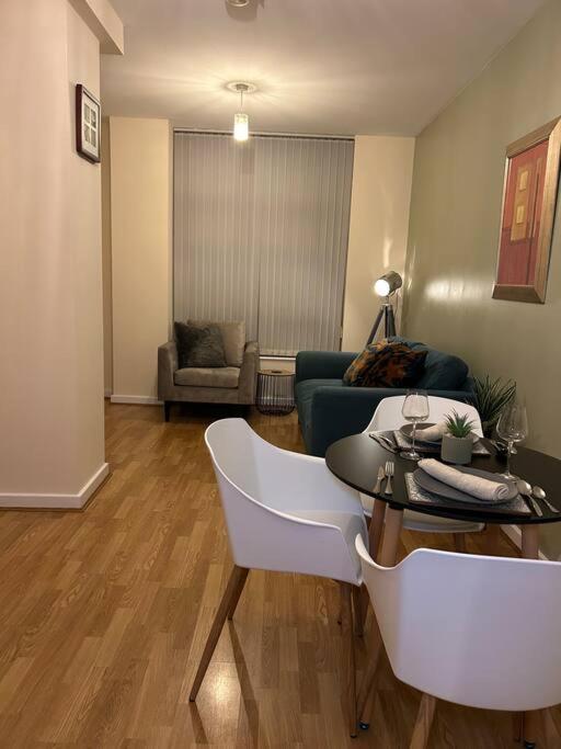 Central Birmingham City Apartment -Smart Tv - Free Parking Onsite Eksteriør bilde